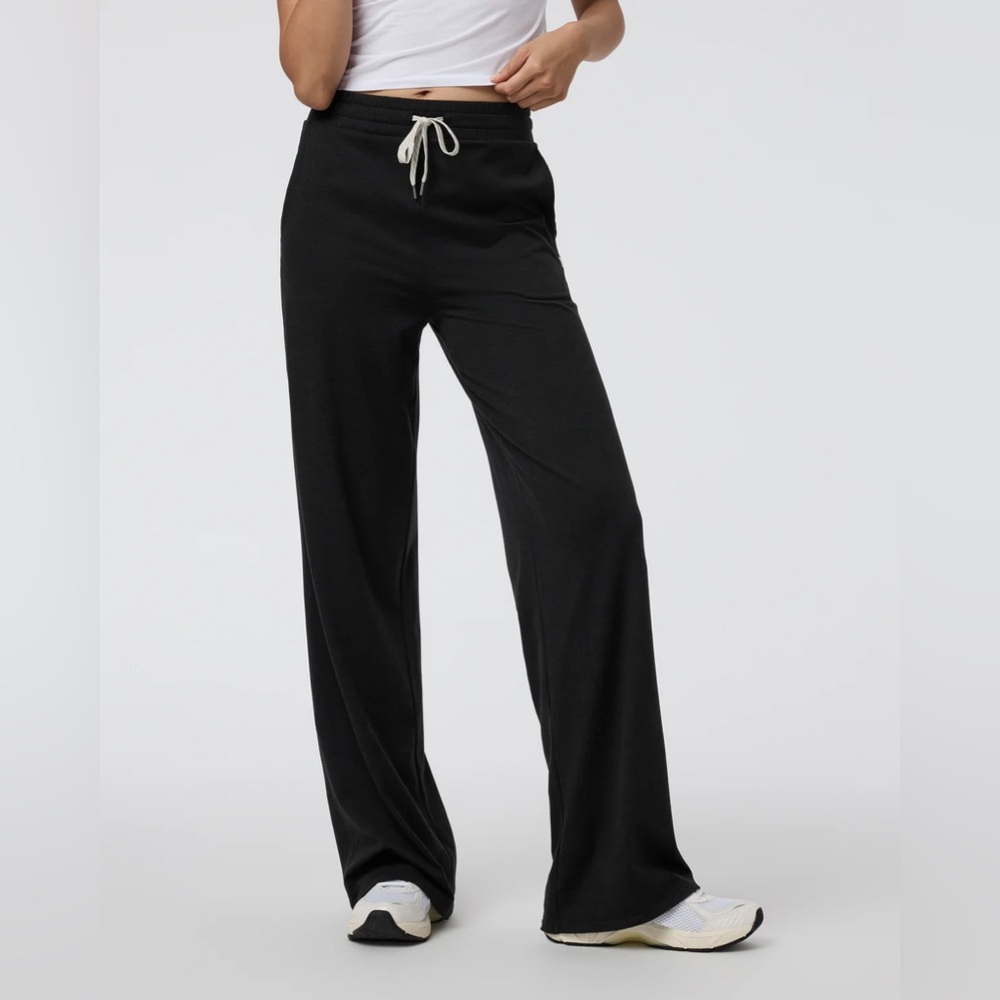 Vuori Women's Halo Essential Wideleg Pant, Black, Sz M